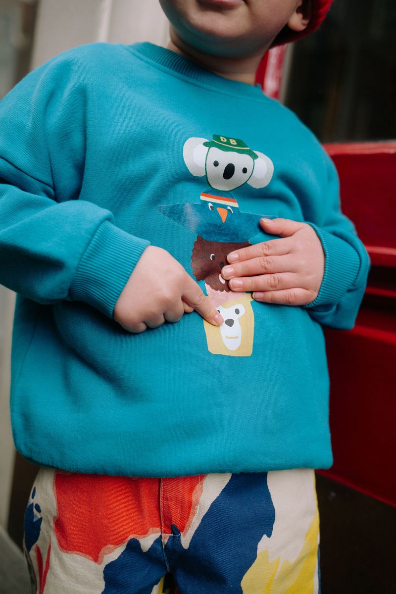 Wobble totem sweater
