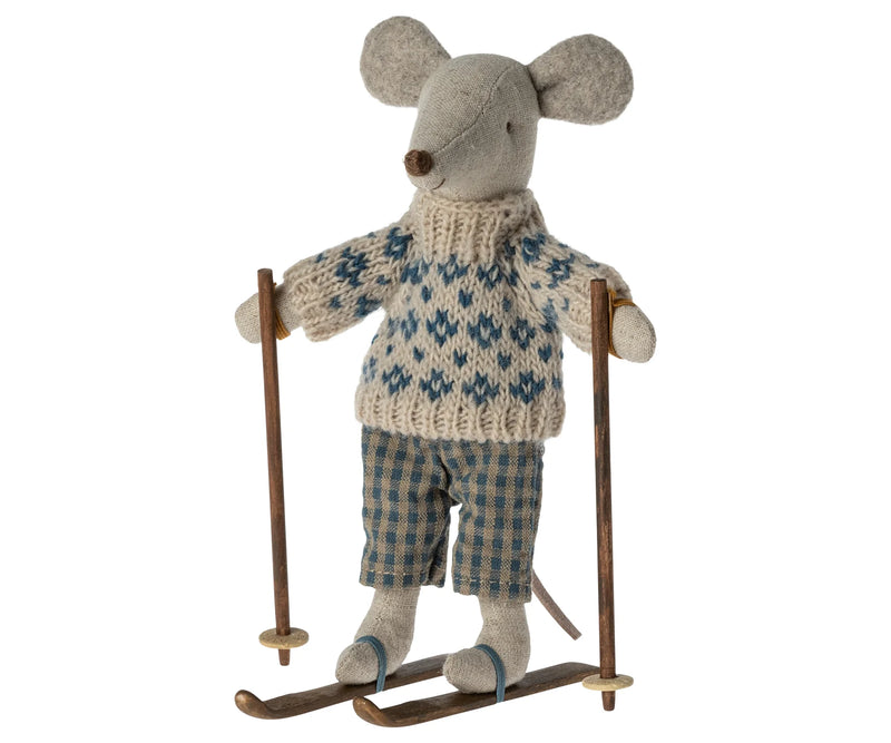 Dad winter mouse with ski set