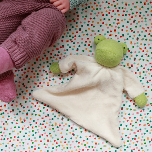 Snuggle frog soother