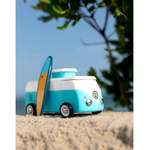 Americana VW beach bus ocean