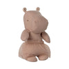 Petit hippopotame avec jupe