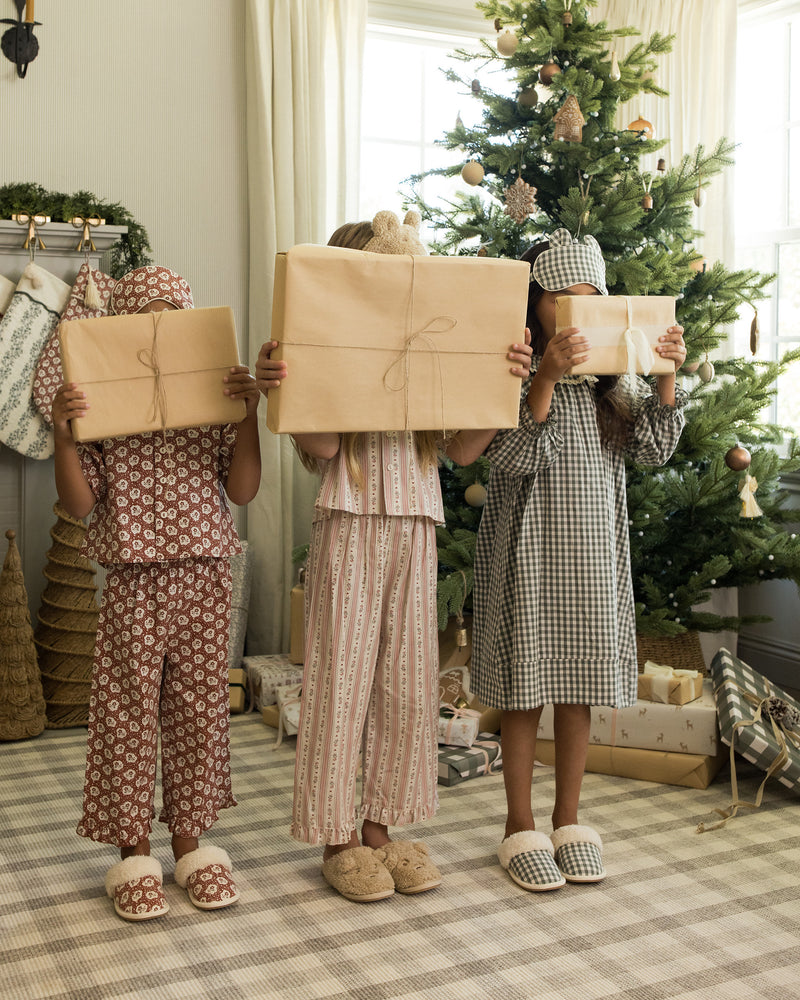 Evergreen gingham slippers