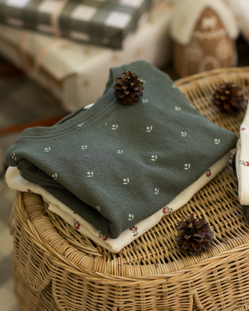 Evergreen ditsy spongey knit set