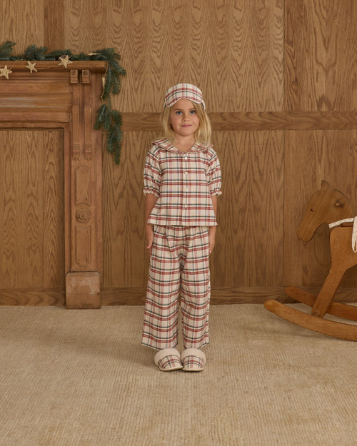 Holiday flannel slippers