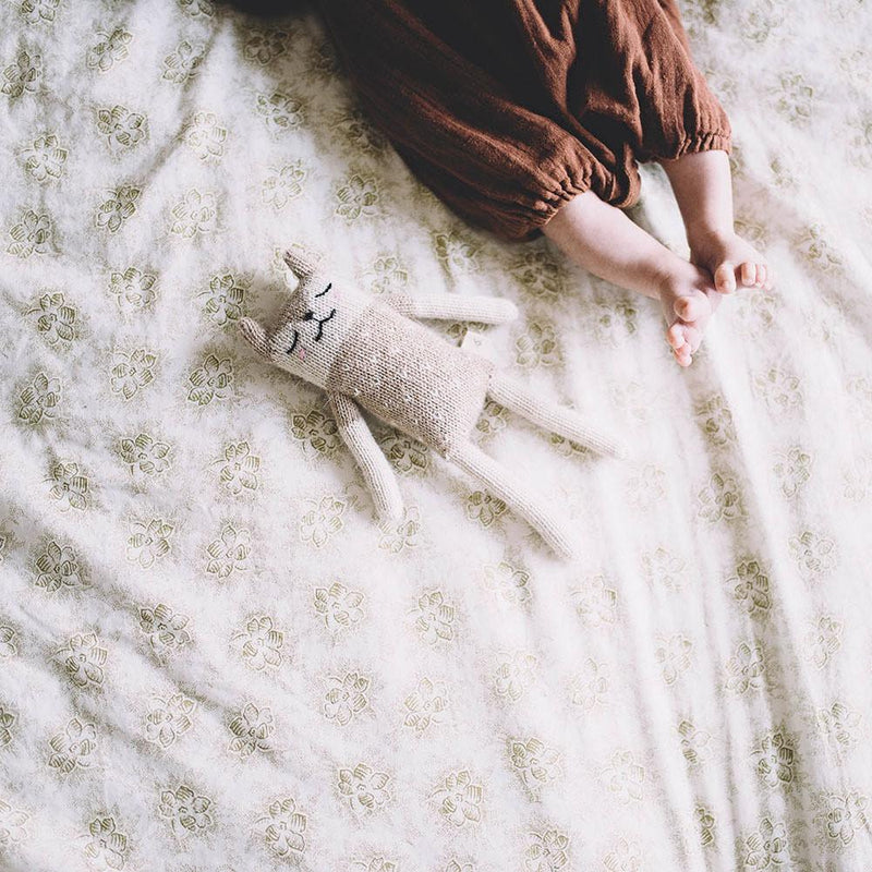 Jouet en tricot faon